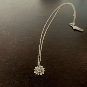 Sterling Silver Daisy Necklace